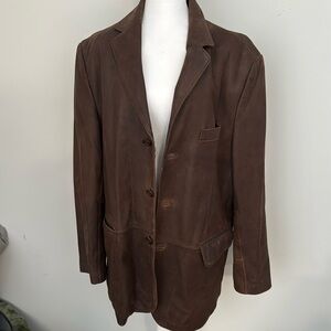 Men’s brown soft 100% leather jacket. 44R apt 9